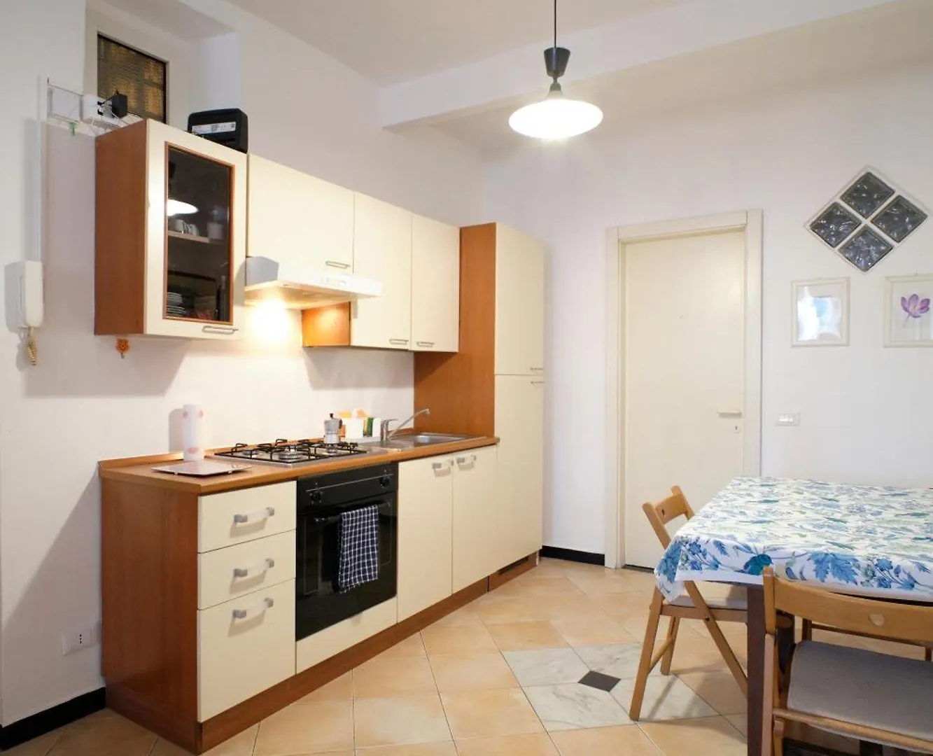 Cavour La Citta Vecchia Daire Cenova İtalya